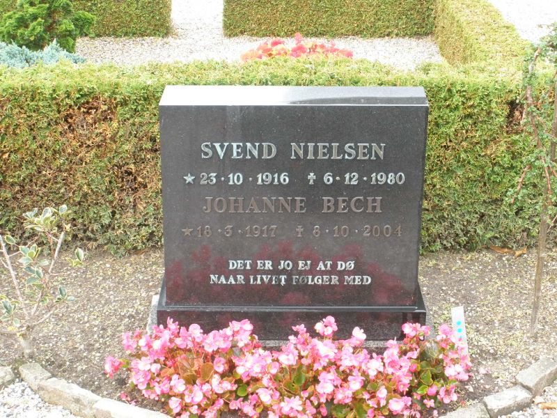 Johanne  Bech  .JPG